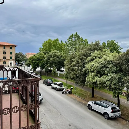 Affittacamere La Stazione Livorno Exterior photo