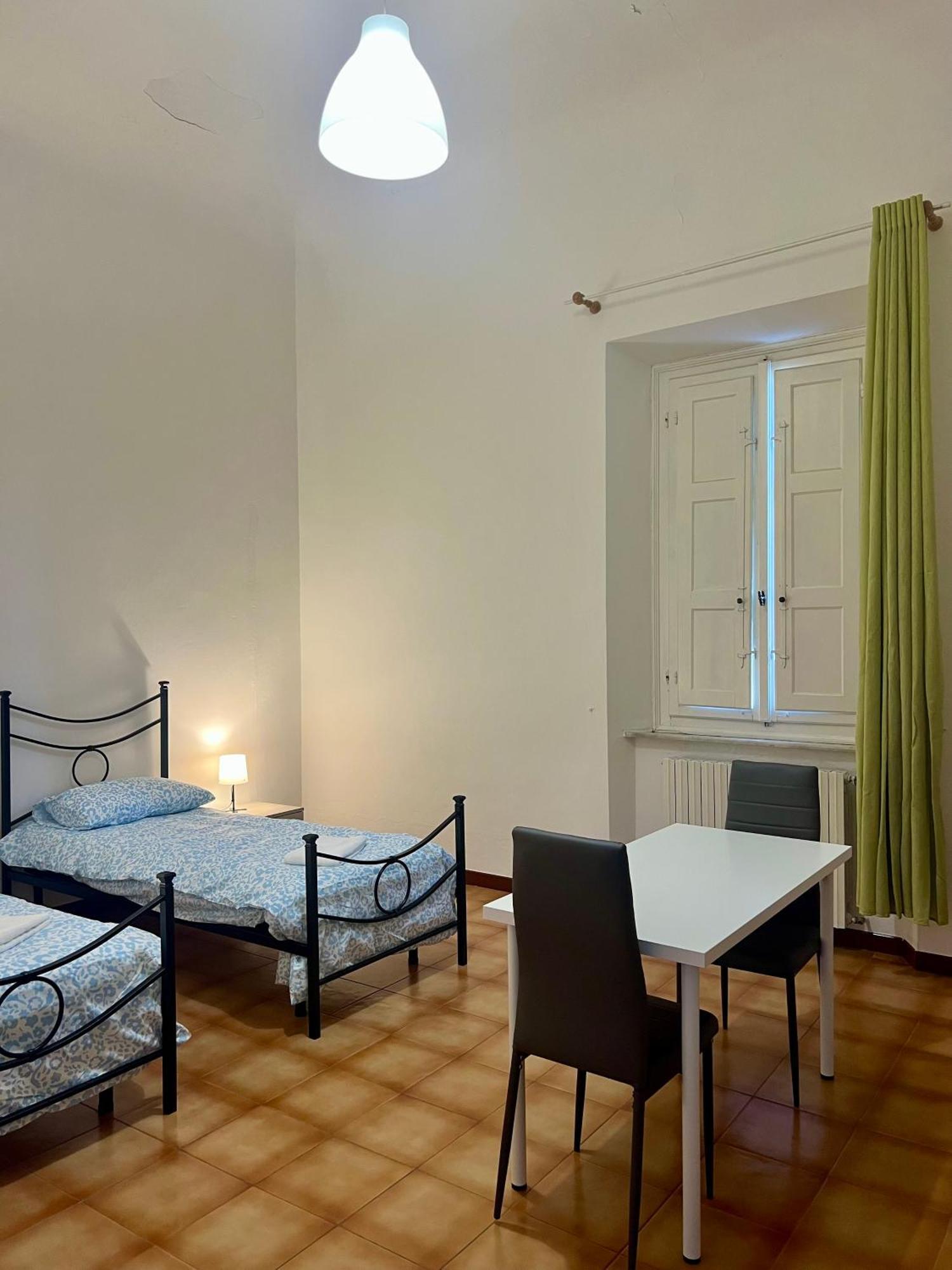 Homestay Affittacamere La Stazione Livorno