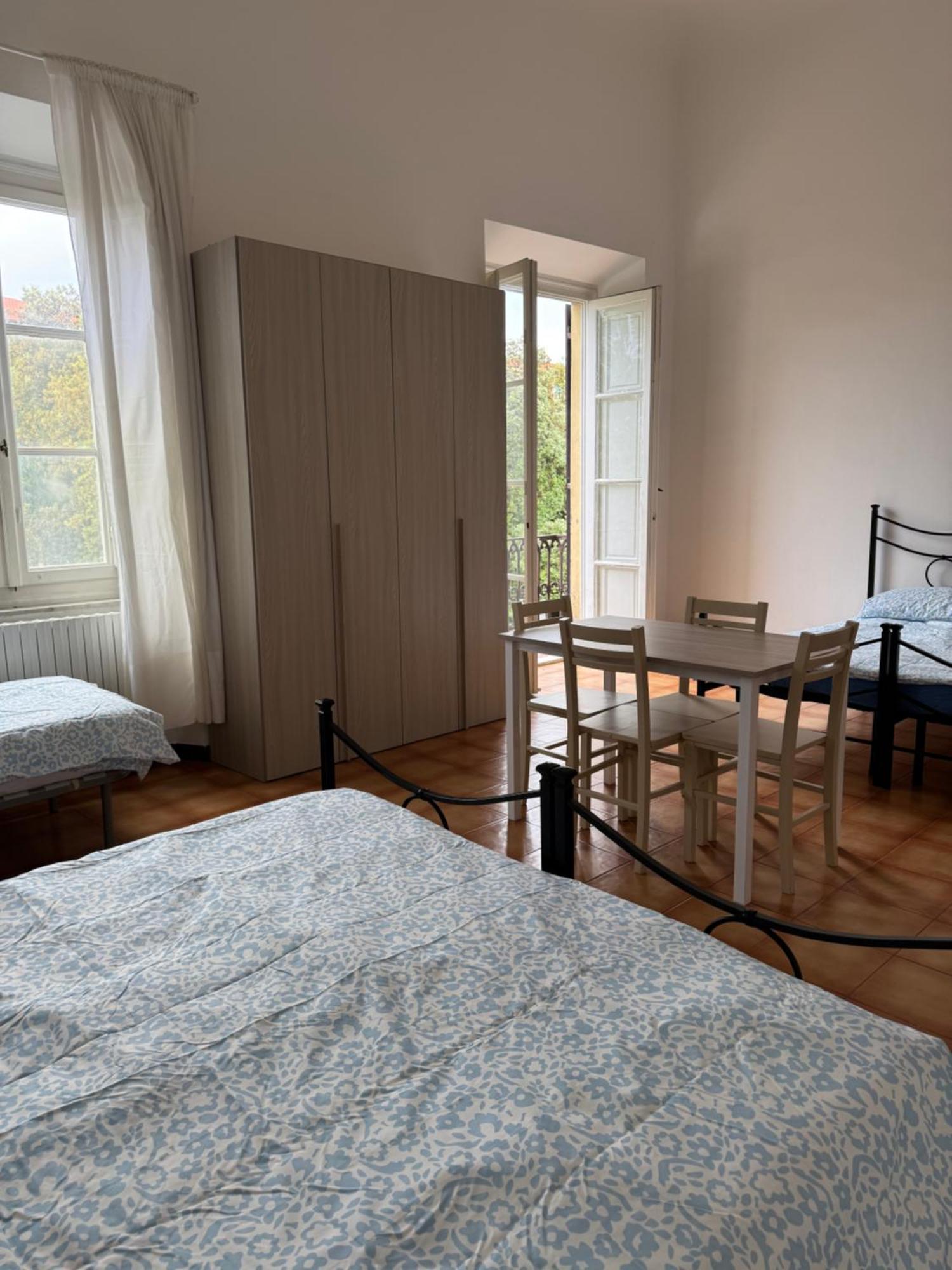 Affittacamere La Stazione Homestay *