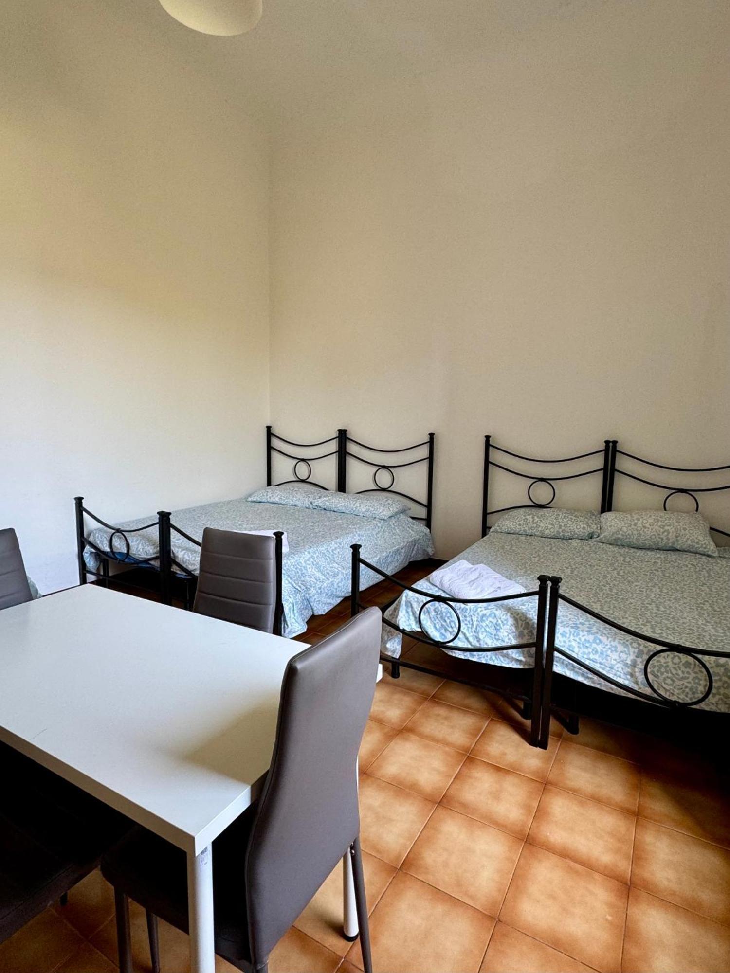 Homestay Affittacamere La Stazione